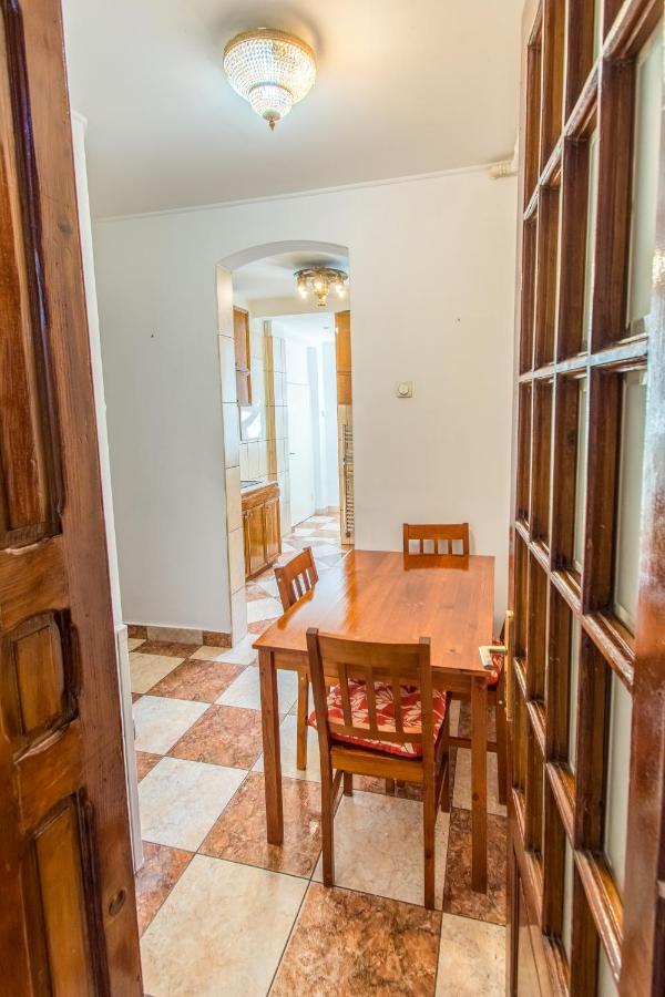 Apartment Faryna Βουκουρέστι Εξωτερικό φωτογραφία