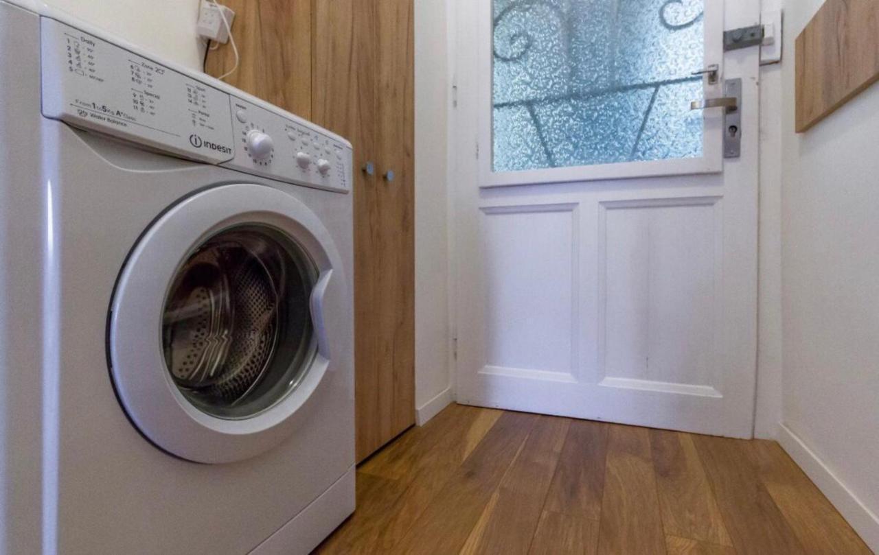 Apartment Faryna Βουκουρέστι Εξωτερικό φωτογραφία